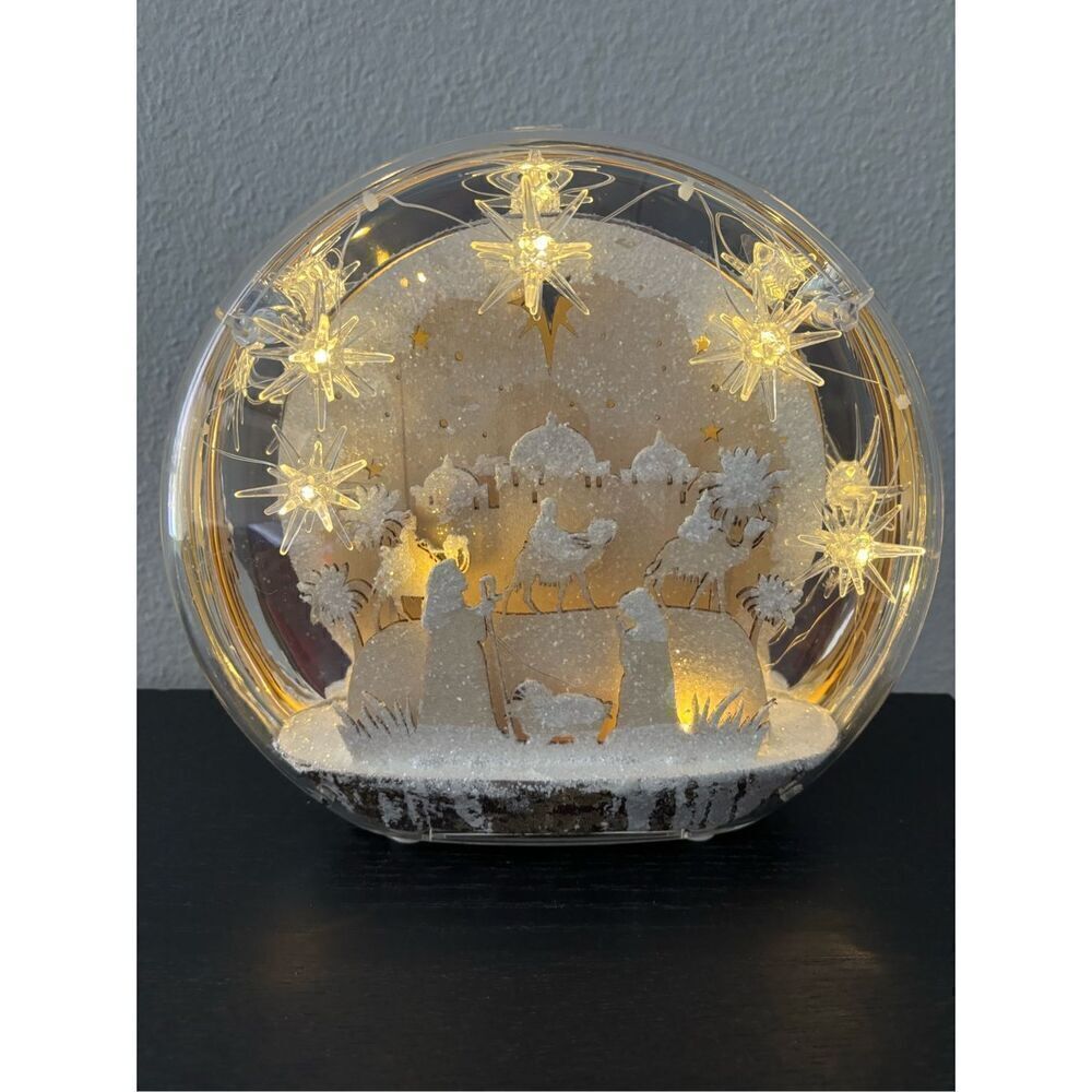 ❤️LED Nativity Disc Table Decor - Picture 2 of 4